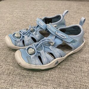 Kids Blue Sandals Keen size 9 VGUC